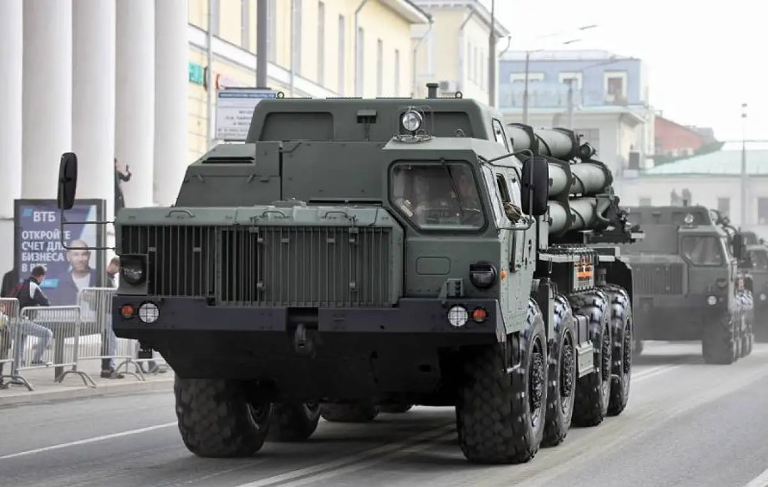 9A53-S Tornado-S Russian 300mm Multiple Launch Rocket System (C)